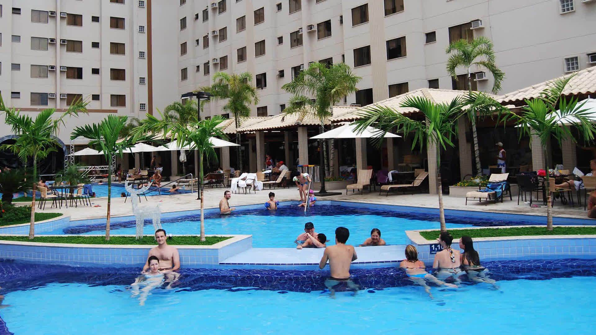 Férias de Julho no Hotel Prive Boulevard Suíte em Caldas Novas